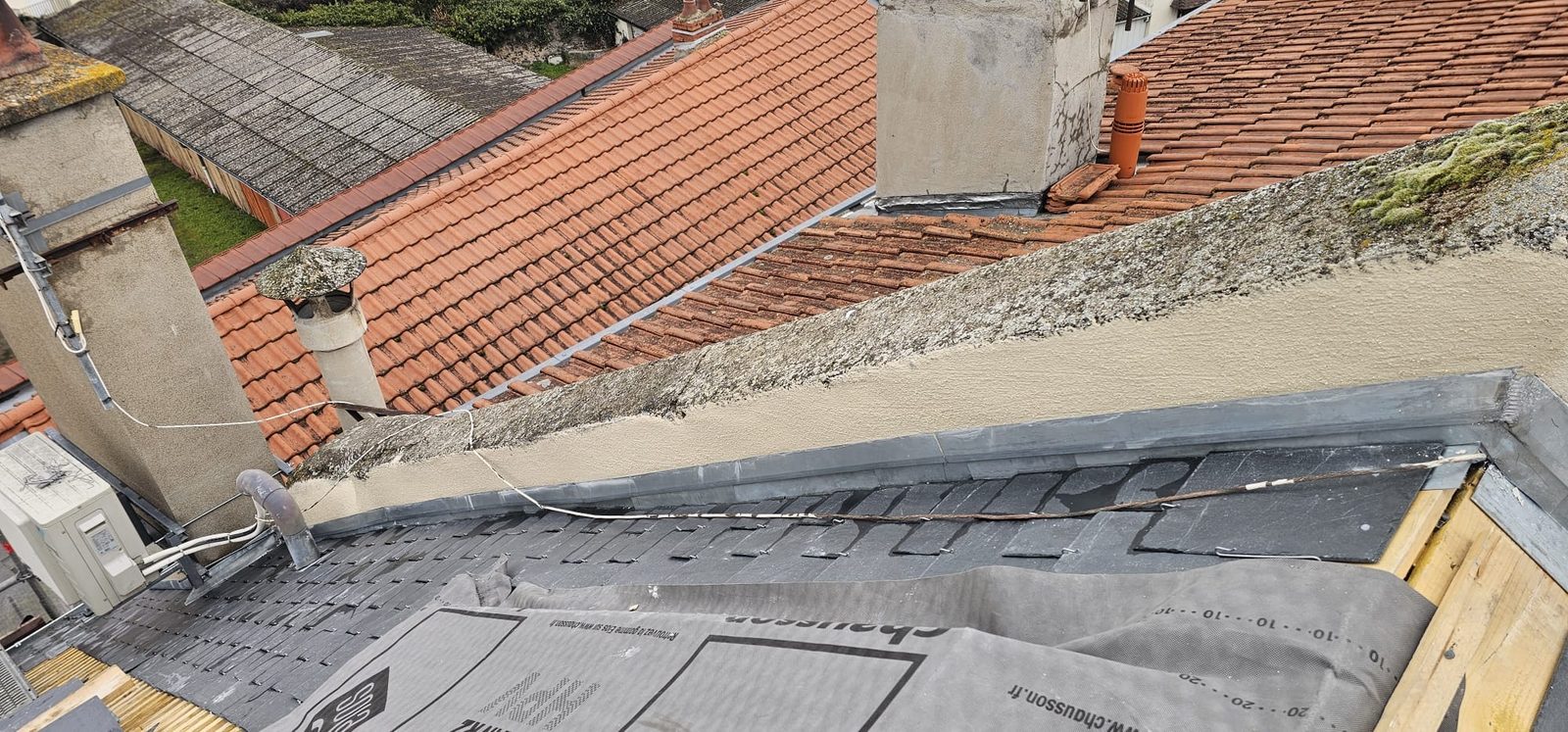 Toiture-terrasse et étanchéité, chantier mené par Les Couvreurs Belges