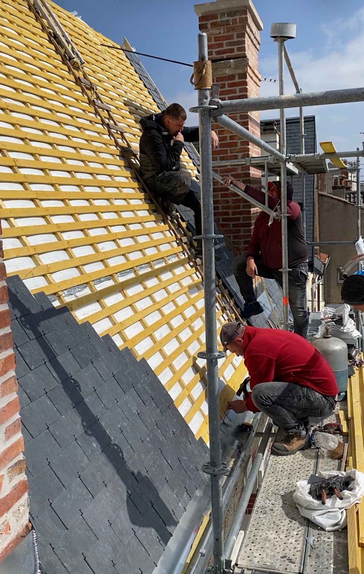 Liteaunage et écran de sous-toiture, chantier mené par Les Couvreurs Belges