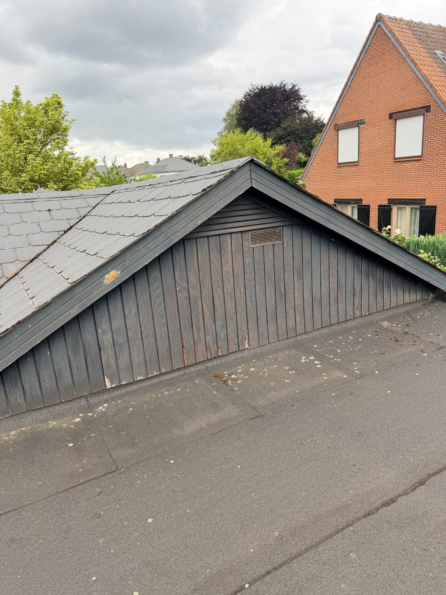 Toiture-terrasse et étanchéité, chantier mené par Les Couvreurs Belges